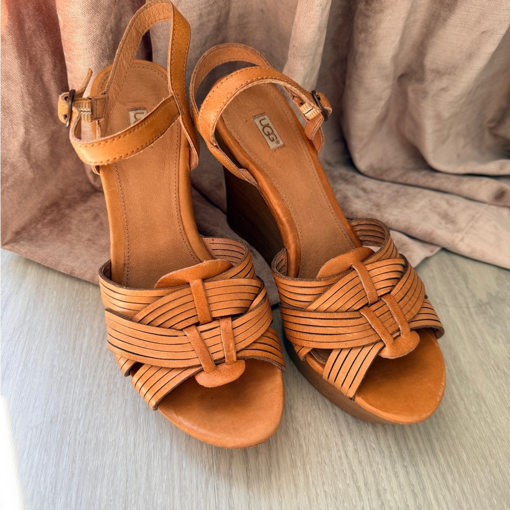 UGG Women's Orange/Tan Woven Wedges